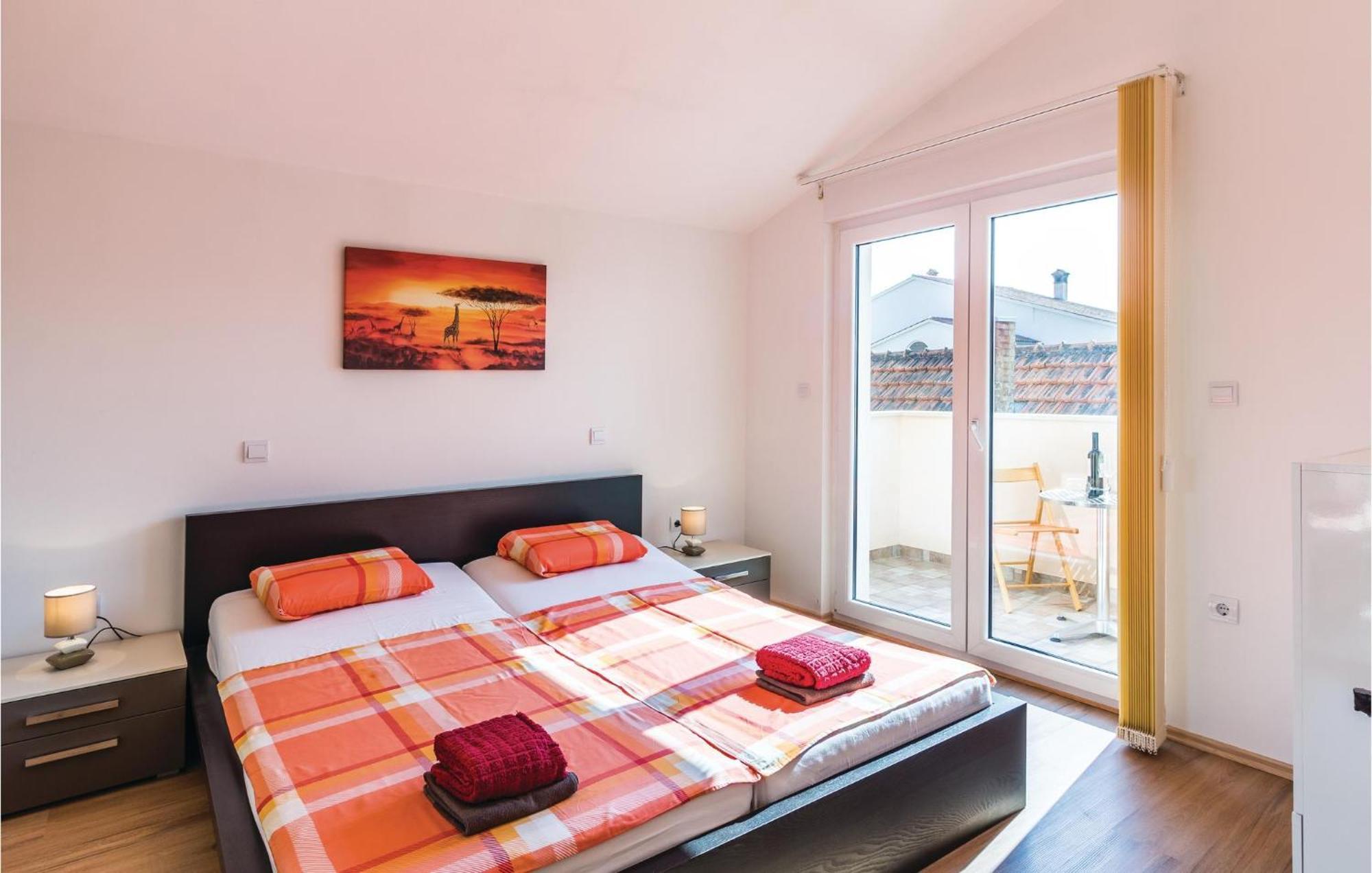 Stunning Apartment In Fazana With House Sea View Exterior photo